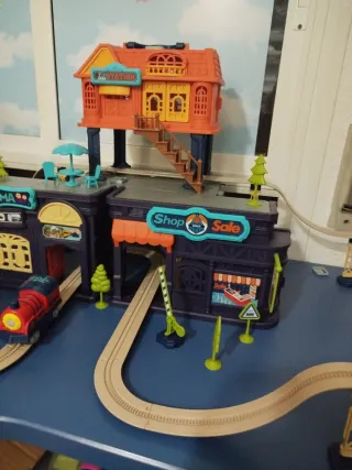 Maletín Juguete Tren Tienda y Casa