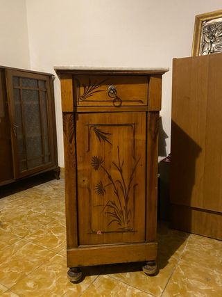 Mesita de noche madera y mármol