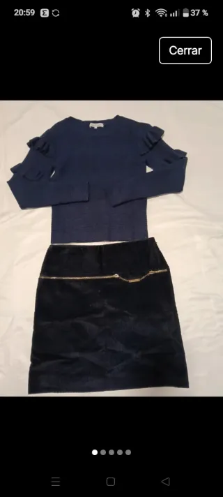 Conjunto jersey azul marino y falda negra