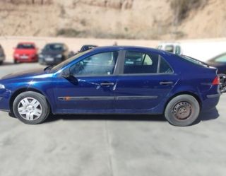 90180 bandeja tras 8200003940 renault laguna 1.9