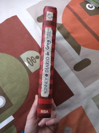 Diario de Greg 1 - Un pringao total