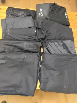 10 Fundas para trajes y vestidos Loewe