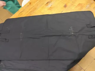 10 Fundas para trajes y vestidos Loewe