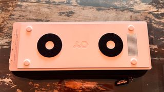 Teenage Engineering OP-1 Field + funda, como nuevo