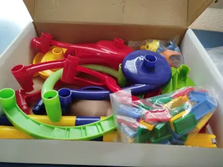 Circuito Dominó Juguete con Canicas