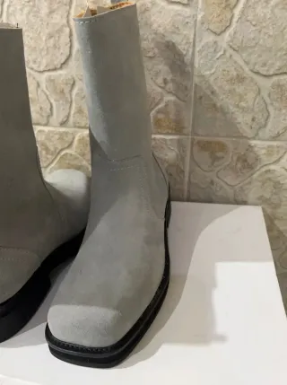 Botas cinza camurça novas Pelé genuíno NR 43