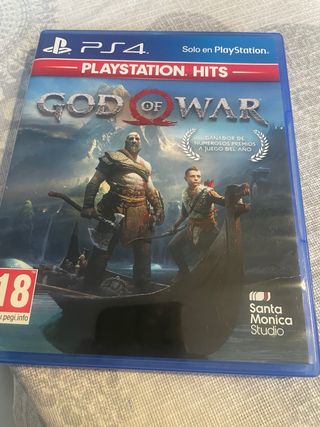 Juegos PS4 God of War y Spider-Man