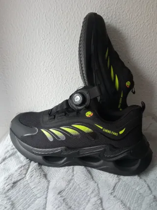 Zapatillas deportivas talla 44 punta reforzada