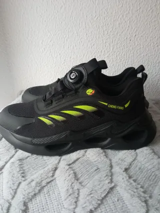 Zapatillas deportivas talla 44 punta reforzada
