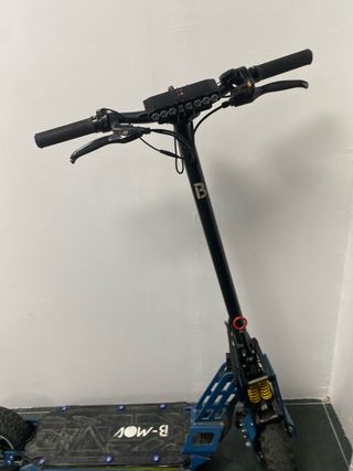 BMOV FREESTYLE 800W – POTENTE | 40 KM | EXTRAS