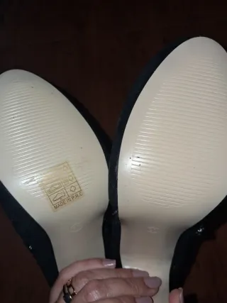 Botines negros tacón