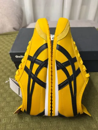 Zapatillas Onitsuka Tiger Amarillas y Negras