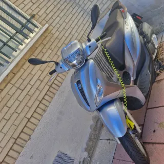 Piaggio Medley 125cc Plata