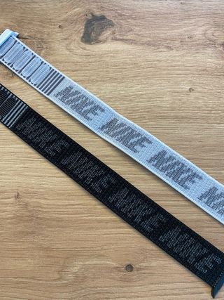 Correa Nike para Apple Watch Blanca Gris