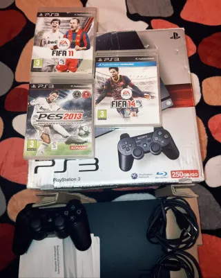 PLAYSTATION 3 SLIM 250GB + CAJA + 3 JUEGOS
