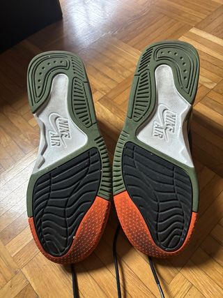 Jordan Max Aura 5 Talla 45