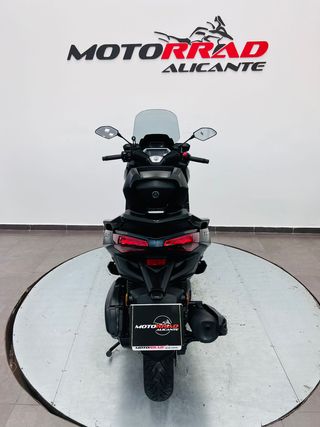 Yamaha XMAX 125 Tech MAX