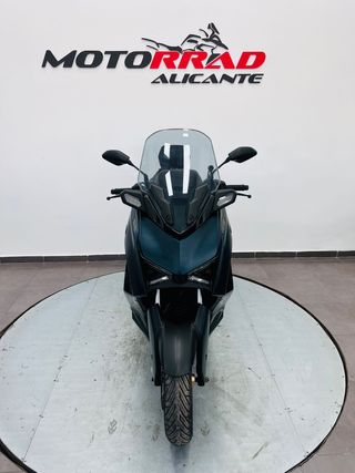 Yamaha XMAX 125 Tech MAX