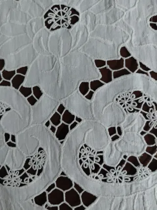 Striscia ricamata cm 105x27