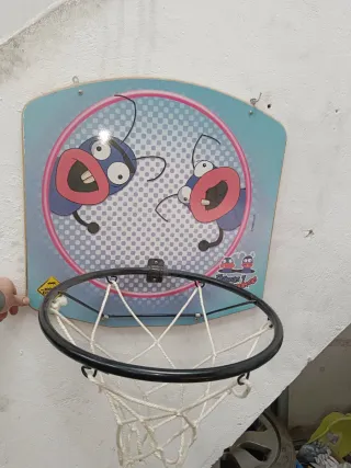 Canasta de baloncesto infantil