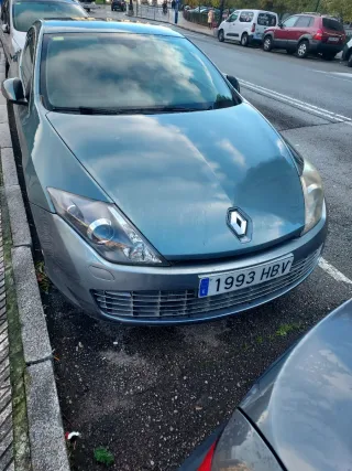 Renault Laguna coupe 2010
