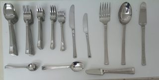 Servizio Posate GOTTINGHEN 18-10-120PZ+4Utensili