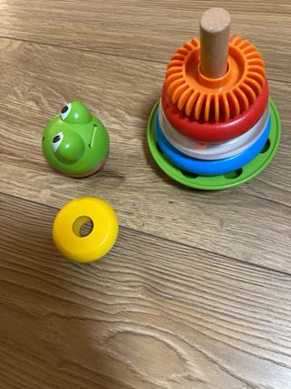 Juguete apilable de rana
