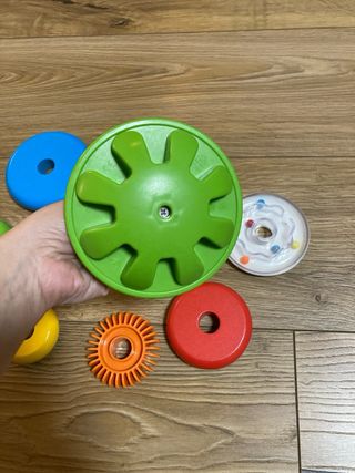 Juguete apilable de rana