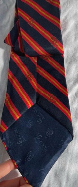 Corbata Gucci Rayas Azul y Rojo