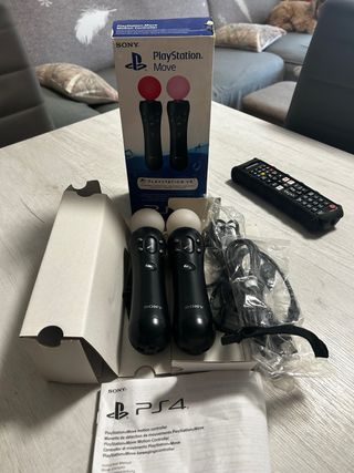 PlayStation 4 Slim + 3 Controller+ play stat.movie