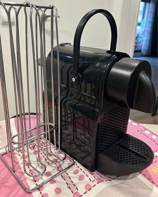 Cafetera Nespresso Negra