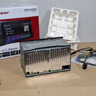 Pioneer DMH-A240DAB