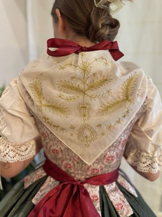 Traje de Fallera Huertana Dançà