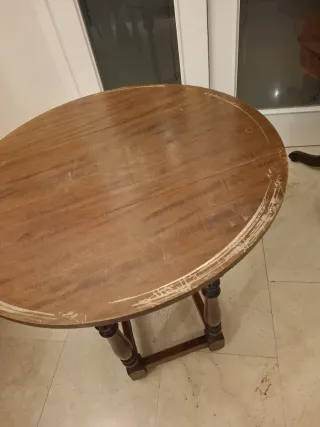 Mesa abatible de madera