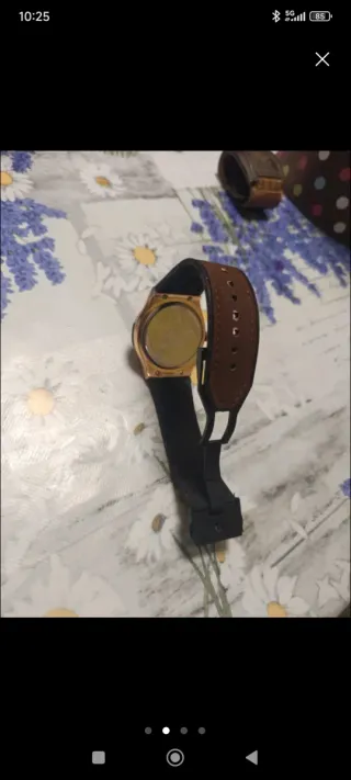 2 Reloje elegantes de pulsera dorado y marrón 55 €