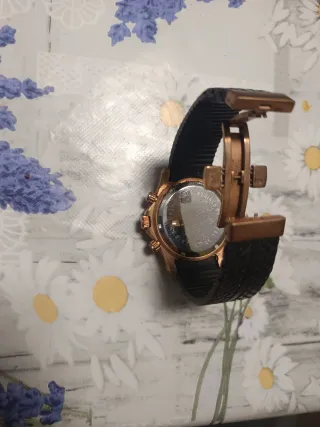 2 Reloje elegantes de pulsera dorado y marrón 55 €