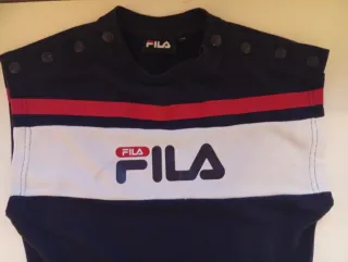 Mono corto FILA Style - Talla XS - Diseño Retro