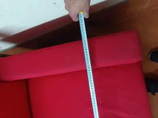 Sofá cama rojo de tela  135cm x 2300 cm abierto