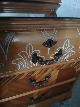 Cómoda estilo francés Luis XV