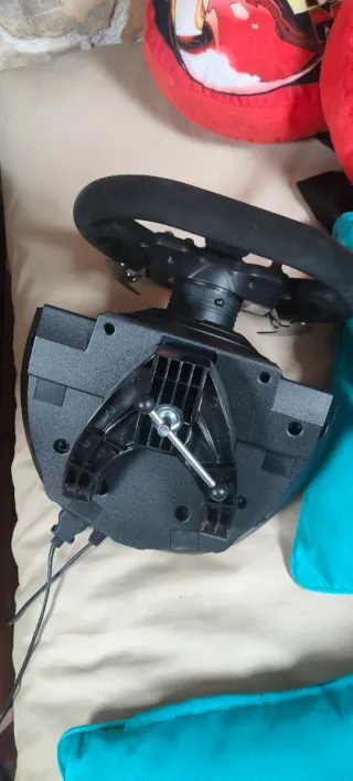 Volante da corsa Thrustmaster T300 Ferrari Alcántara