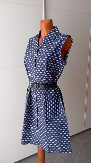 Vestido vintage. Delantal vintage. Nuevo.