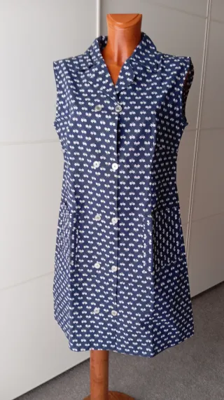 Vestido vintage. Delantal vintage. Nuevo.