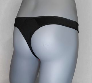 Tanga Chico Negro y Rojo