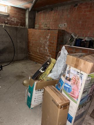 Se alquilan 2 plazas de garaje amplias y trastero