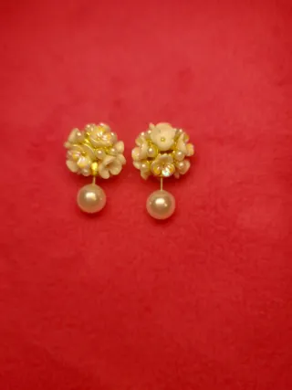 Pendientes fiesta flores perlas