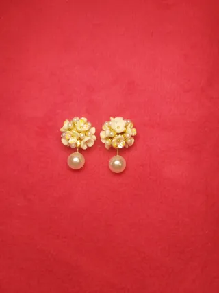 Pendientes fiesta flores perlas