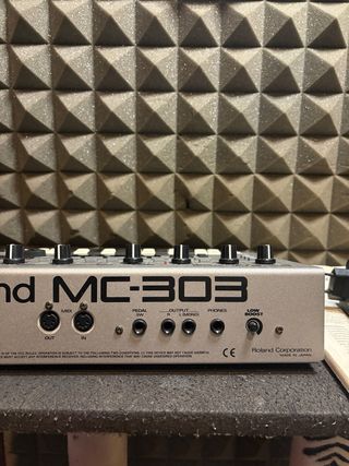 Roland MC-303 Groovebox