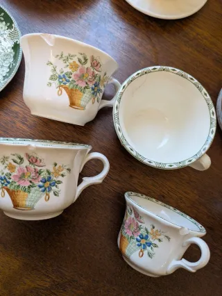 Lote La Cartuja Platos y Tazas