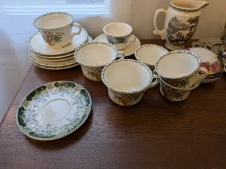 Lote La Cartuja Platos y Tazas