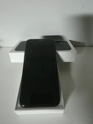 iPhone 11 128GB Nero